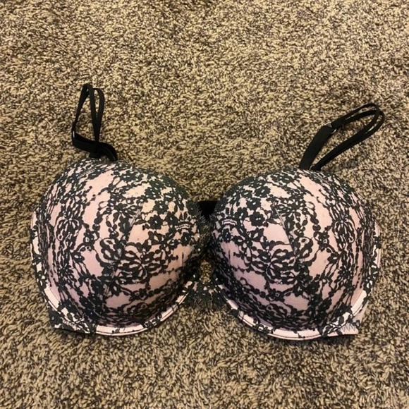 Victoria’s Secret Bling Rhinestone Lace Black & Pink Push-Up Bra - Picture 2 of 6